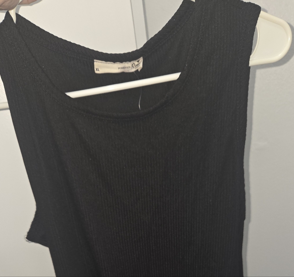 Women's Black Sleeveless Dress
